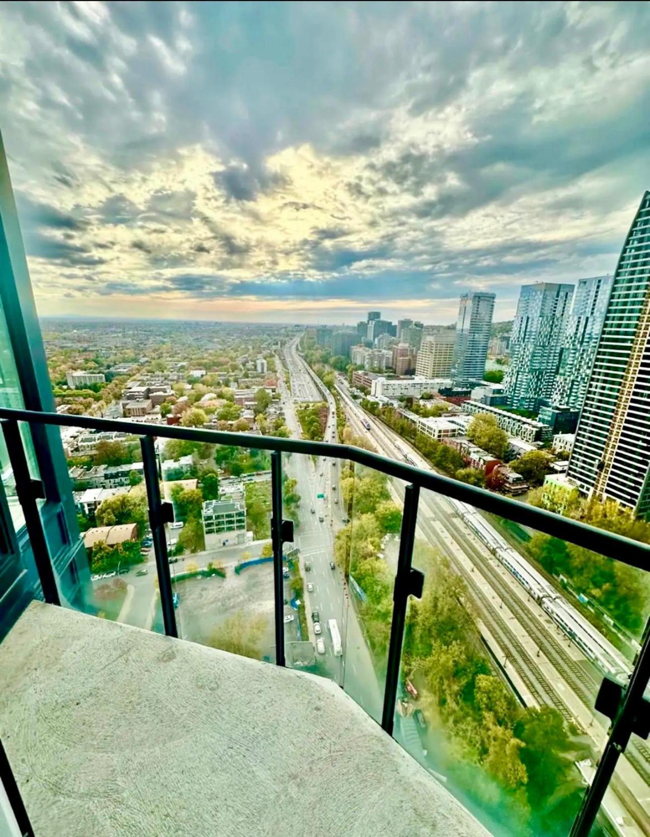 Spectacular Skyline Views - Downtown Montreal - Luxury Condo & Penthouse Szoba fotó
