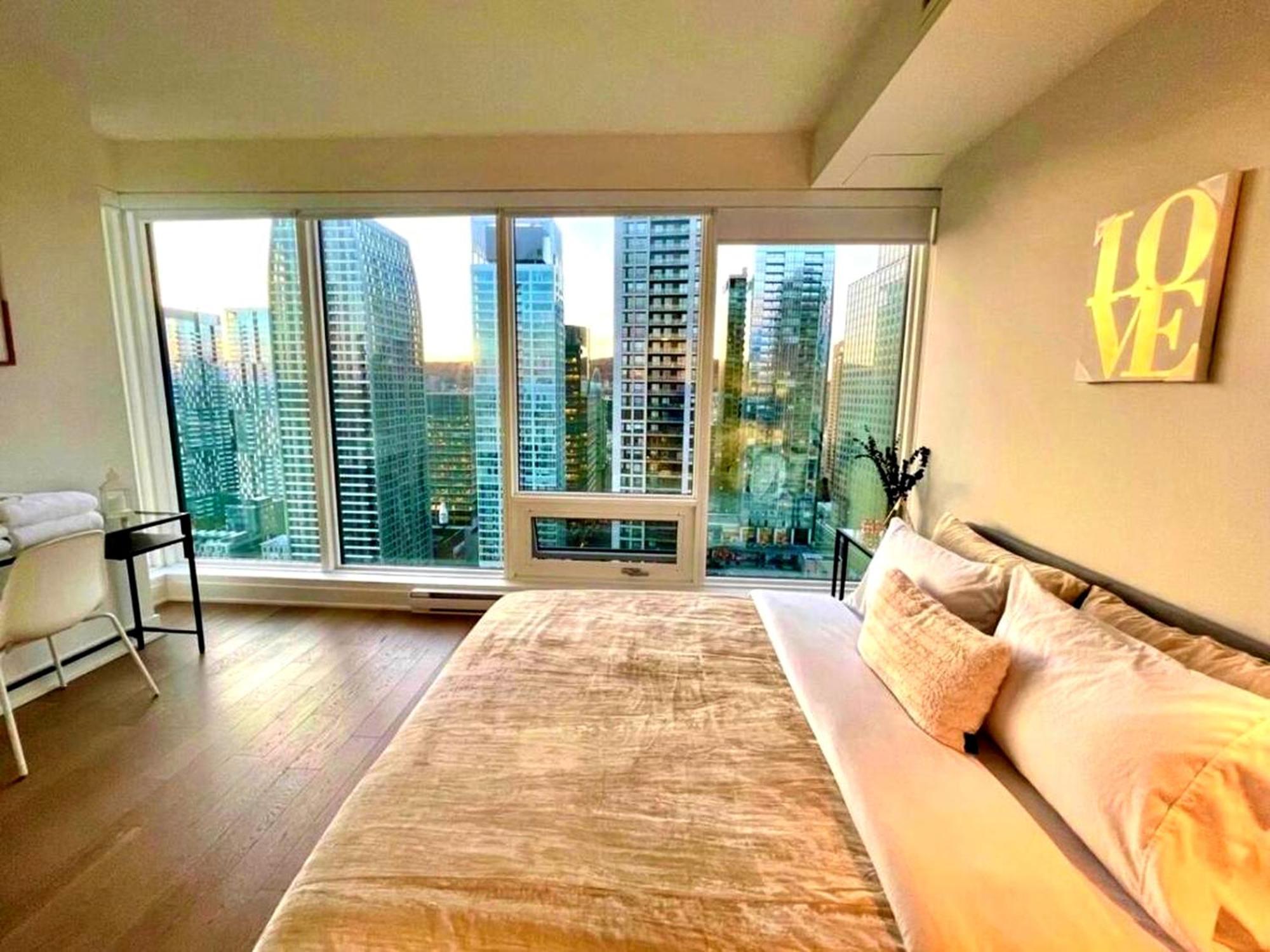Spectacular Skyline Views - Downtown Montreal - Luxury Condo & Penthouse Kültér fotó
